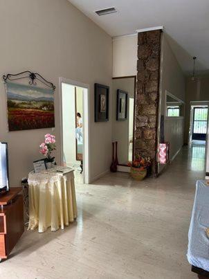 The -300 -A Centrally Located Heritage Home Σπάρτη Εξωτερικό φωτογραφία